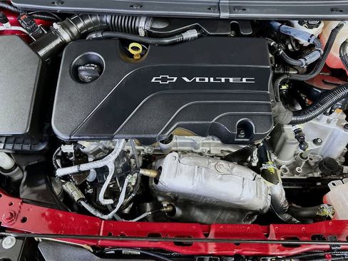 Used 2017 Chevrolet Volt Premier w/ Driver Confidence II Package image 9