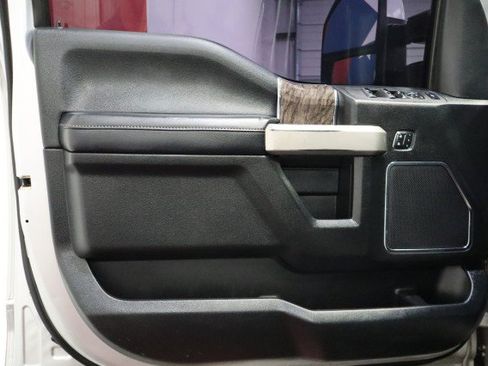 Used 2019 Ford F250 Lariat w/ Tow Technology Bundle AWD/4WD image 38