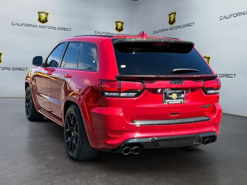 Used 2021 Jeep Grand Cherokee Trackhawk w/ Trailer Tow Group IV AWD/4WD image 7