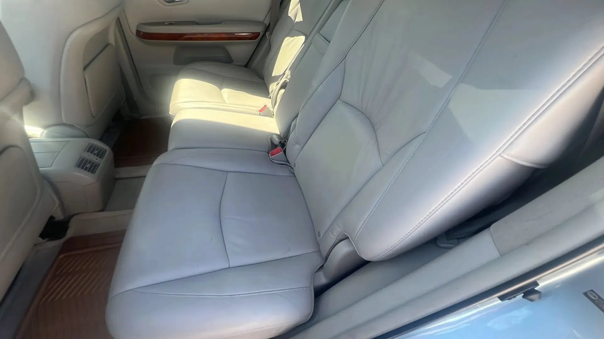 Used 2006 Lexus RX 330 FWD image 18