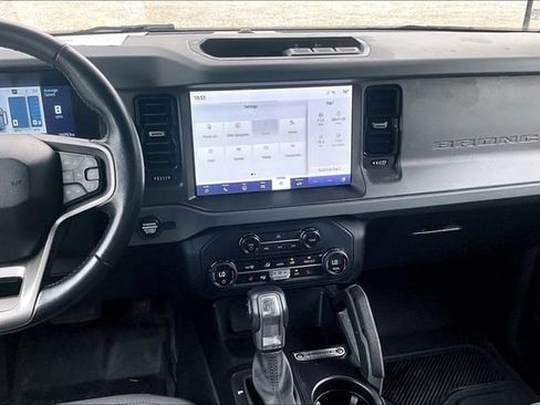 Used 2024 Ford Bronco Big Bend AWD/4WD image 6