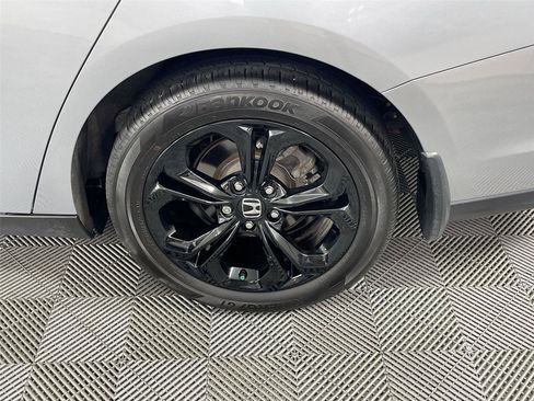 Certified 2025 Honda Accord SE image 32
