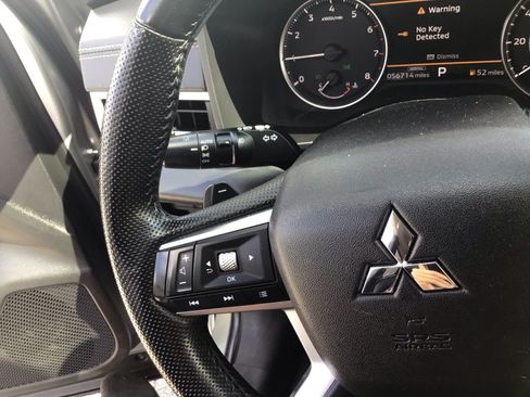 Used 2024 Mitsubishi Outlander SE Black Edition AWD/4WD image 6