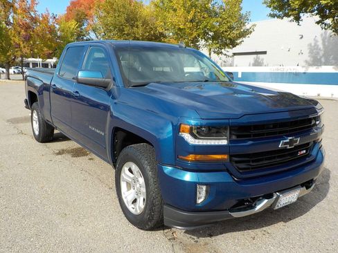 Used 2017 Chevrolet Silverado 1500 LT w/ All Star Edition image 5