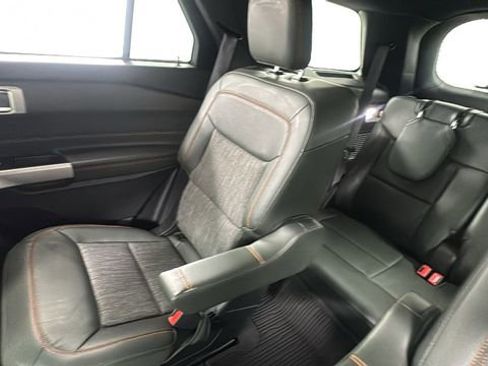 Used 2022 Ford Explorer Timberline image 14