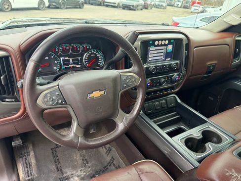 Used 2015 Chevrolet Silverado 1500 High Country image 15