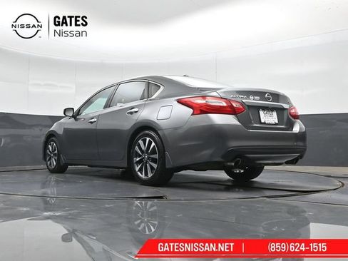 Used 2016 Nissan Altima 2.5 SL w/ 2.5 Technology w/LED Package FWD image 41