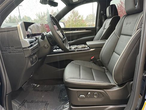 New 2026 Cadillac Escalade ESV Sport w/ Touring Package image 20