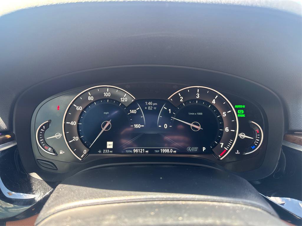 Used 2019 BMW 540i w/ Convenience Package RWD image 16