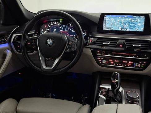 Used 2017 BMW 540i xDrive AWD/4WD image 28