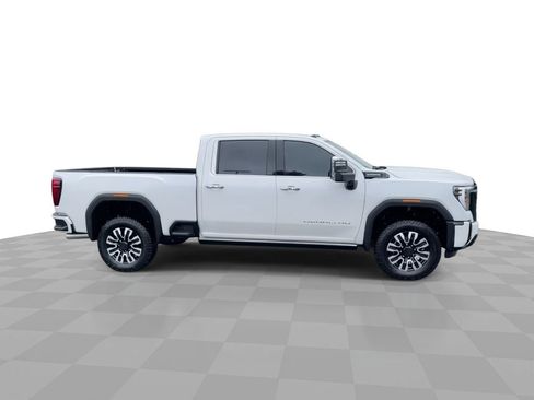 New 2025 GMC Sierra 2500 Denali Ultimate w/ Max Trailering Package image 9