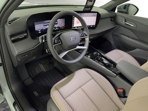 New 2026 Audi Q3 quattro 2.0T AWD/4WD image 4
