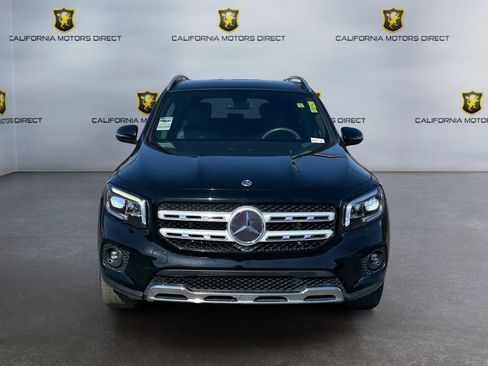 Used 2022 Mercedes-Benz GLB 250 w/ Premium Package Lite image 8