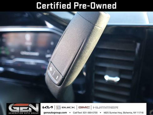 Certified 2024 GMC Sierra 1500 SLT image 18