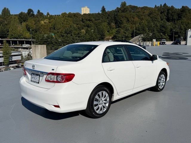 Used 2013 Toyota Corolla LE FWD image 3