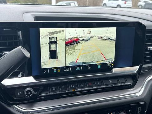 Used 2025 Chevrolet Silverado 3500 High Country w/ Technology Package image 37