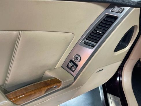 Used 2009 Cadillac XLR image 24