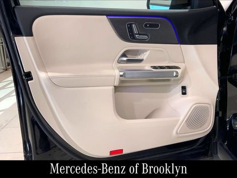 Certified 2023 Mercedes-Benz GLB 250 4MATIC image 24