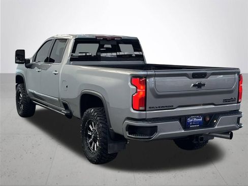 Used 2025 Chevrolet Silverado 3500 High Country w/ High Country Premium Package AWD/4WD image 12