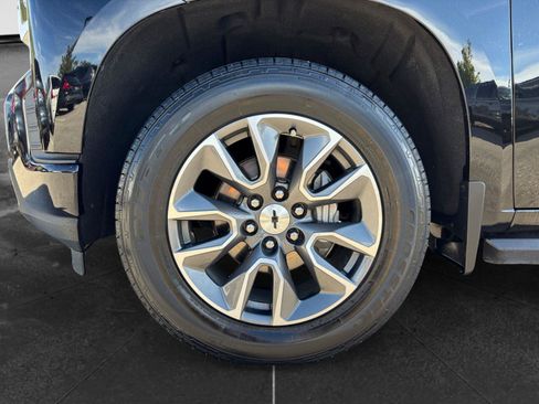 Used 2020 Chevrolet Silverado 1500 RST w/ RST Value Package RWD image 10