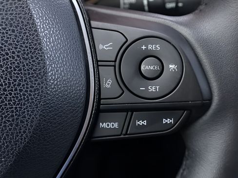 Used 2021 Toyota RAV4 XLE Premium FWD image 24