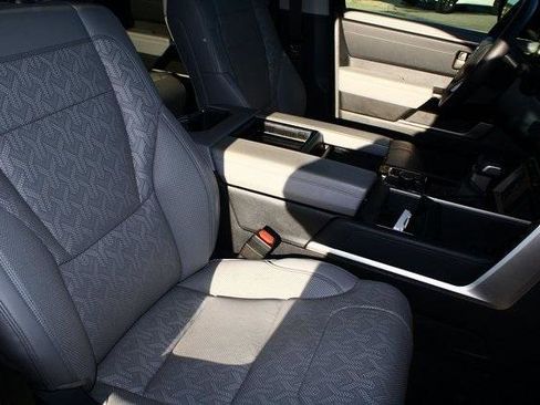 Used 2024 Toyota Tundra Limited image 7