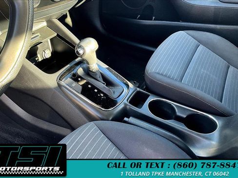 Used 2017 Kia Forte LX w/ LX Popular Package image 15