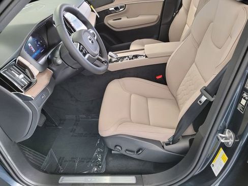 New 2026 Volvo XC90 B6 Plus w/ Protection Package Premier AWD/4WD image 9