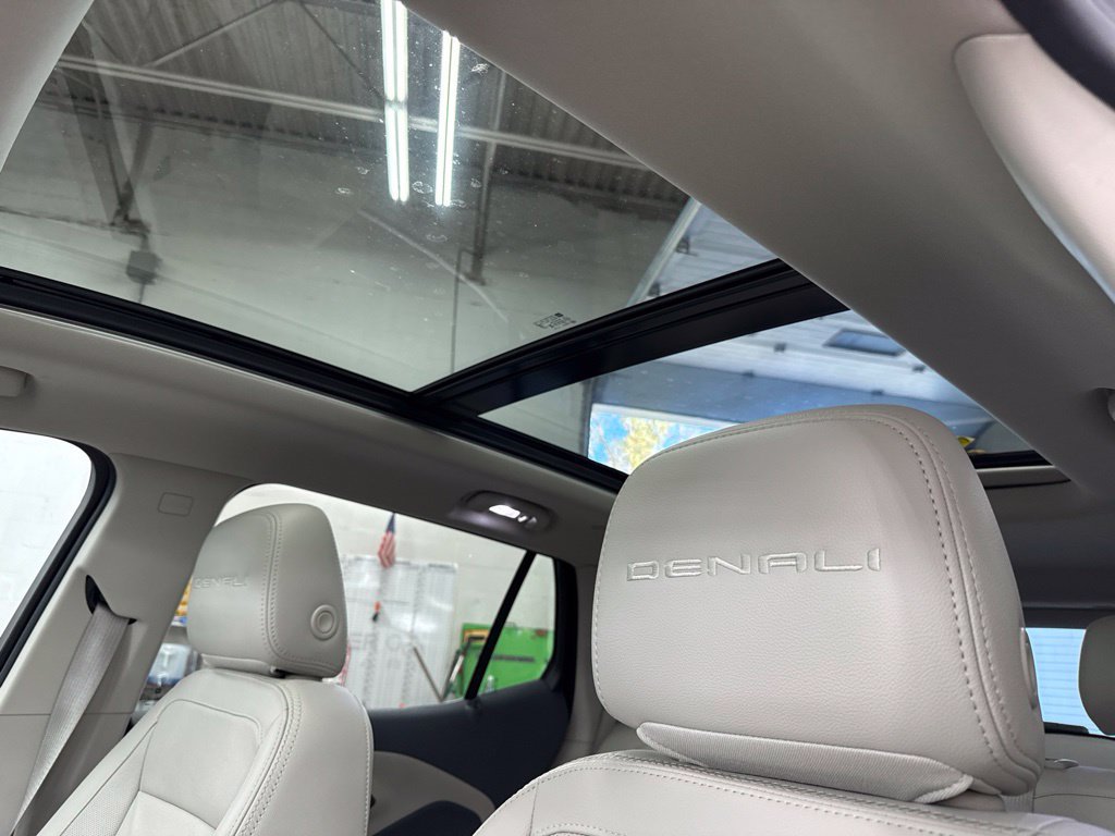Used 2023 GMC Terrain Denali w/ LPO, Floor Liner Package AWD/4WD image 25