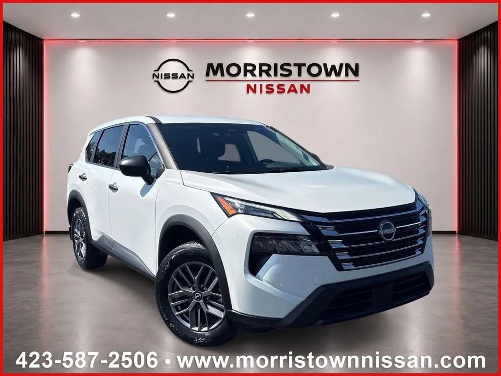 Used 2025 Nissan Rogue S FWD image 1