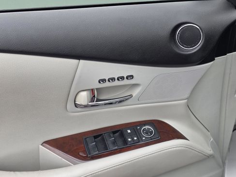 Used 2010 Lexus RX 350 2WD image 9