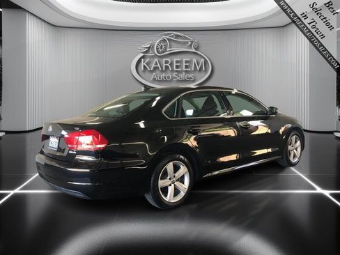 Used 2015 Volkswagen Passat 1.8T Limited Edition FWD image 5