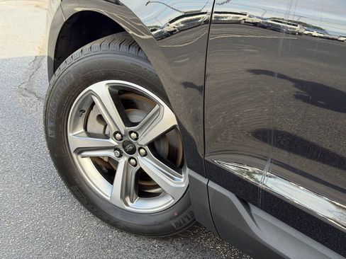 Certified 2024 Ford Edge SEL w/ Convenience Package image 20