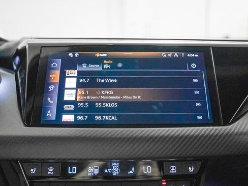 Used 2024 Audi RS e-tron GT w/ Carbon Performance Package image 18