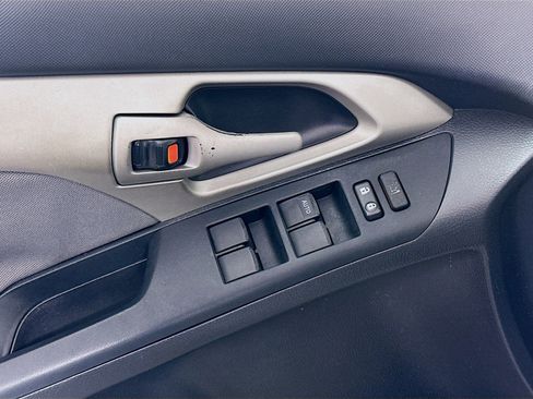 Used 2011 Toyota Matrix image 15