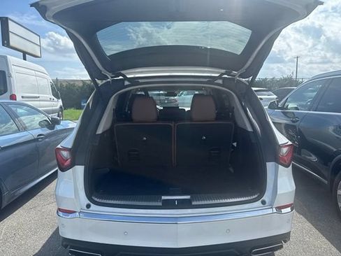 Used 2022 Acura MDX SH-AWD w/ Advance Package image 9