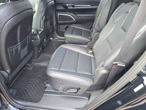 Certified 2024 Kia Telluride S AWD/4WD image 15
