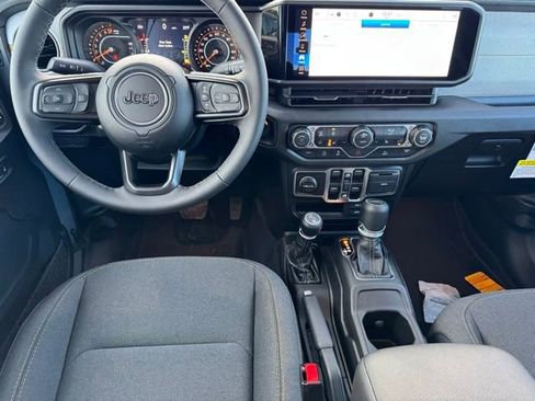 New 2026 Jeep Gladiator Sport AWD/4WD image 19