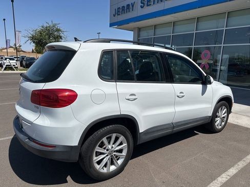 Used 2017 Volkswagen Tiguan Limited w/ Premium Package FWD image 6