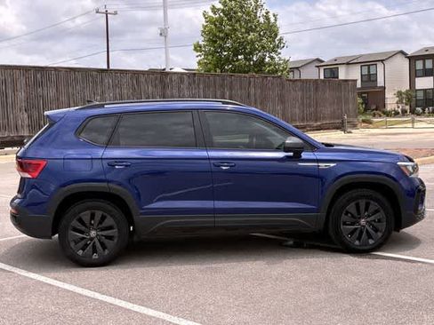 Used 2023 Volkswagen Taos S w/ Driver Assistance Package FWD image 7