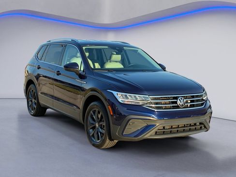 Used 2023 Volkswagen Tiguan SE AWD/4WD image 5