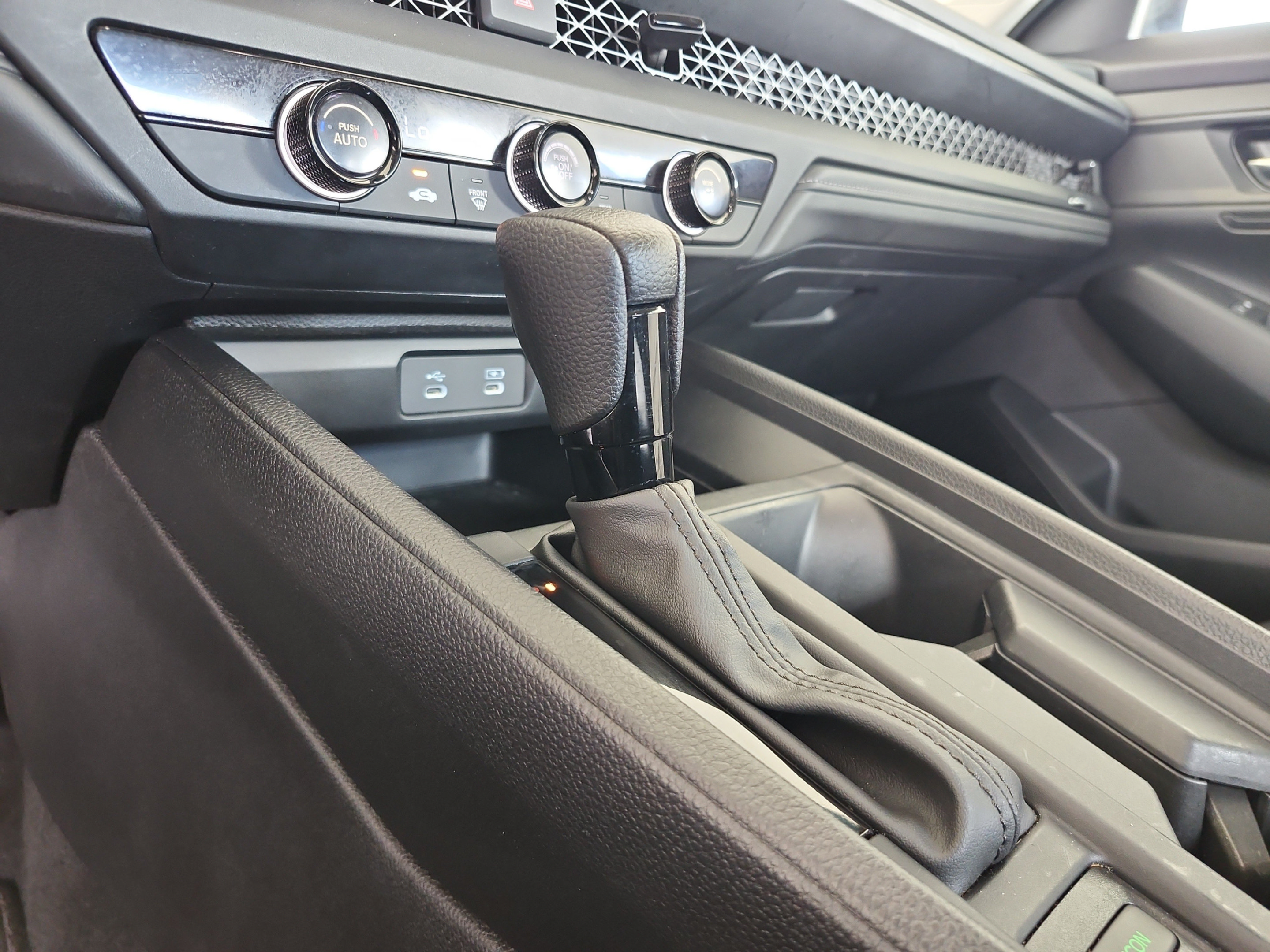 Used 2023 Honda Accord LX image 14