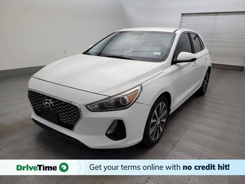 Used 2019 Hyundai Elantra GT FWD image 1