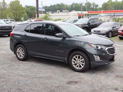 Used 2018 Chevrolet Equinox LT w/ LPO, Protection Package AWD/4WD image 13