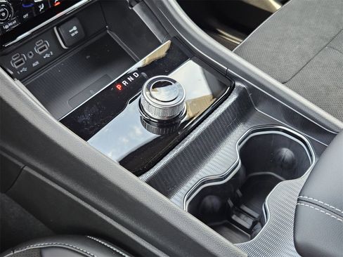 New 2025 Jeep Grand Cherokee L Altitude image 19