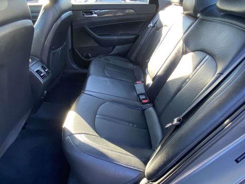 Used 2019 Hyundai Sonata Limited image 11
