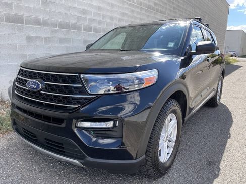 Used 2023 Ford Explorer XLT w/ Equipment Group 202A AWD/4WD image 10