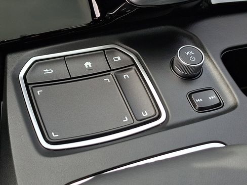 Certified 2023 Acura MDX w/ Technology Package image 28