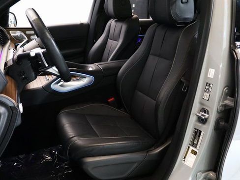 Used 2024 Mercedes-Benz GLS 580 4MATIC image 22