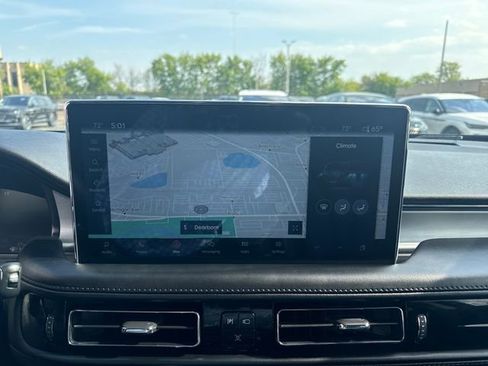 Certified 2023 Lincoln Nautilus AWD w/ Premium Package image 23